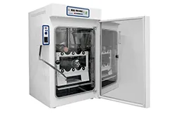 CO2-инкубатор с установленным внутри роллером WCI-180R